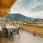 Dom wakacyjny Gletscherblickstube - By Alpenluxus Collection