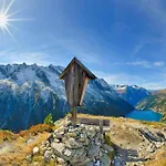 Gletscherblickstube - With Terrace & Mountain View By Alpenluxus Collection