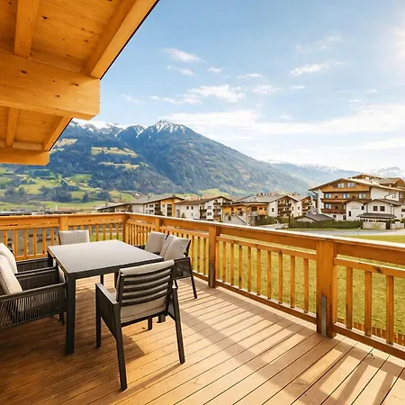 Holiday home Gletscherblickstube - With Terrace & Mountain View By Alpenluxus Collection Fuegen